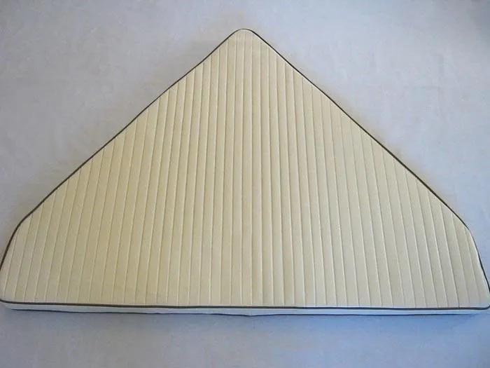 Boston Whaler Classic 15' Bow Cushion