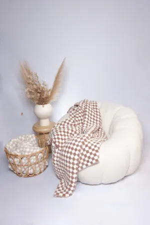 Chocolate Milk & White Check Print Throw