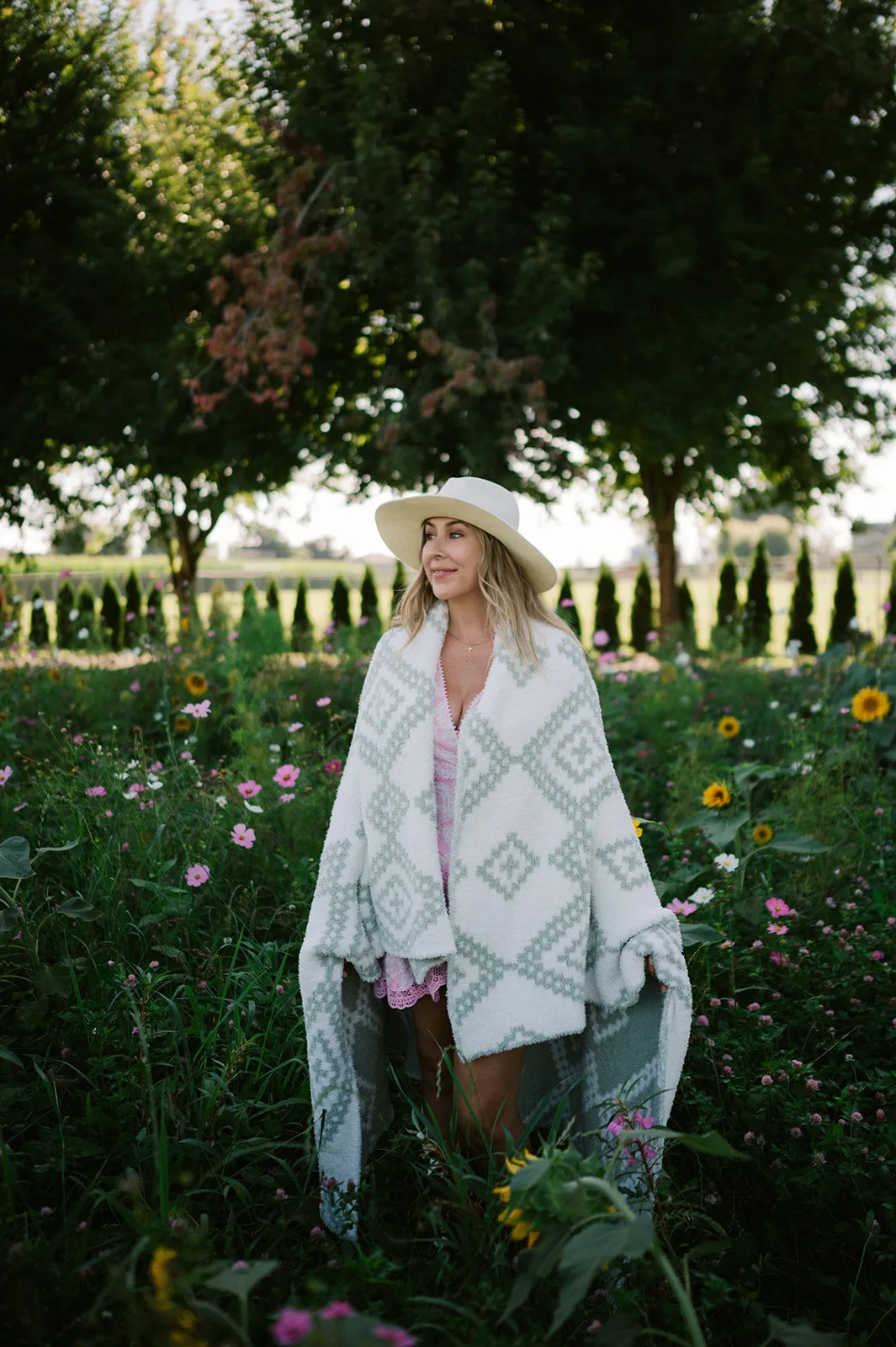 Desert Sage & White Diamond Mosaic Print Throw