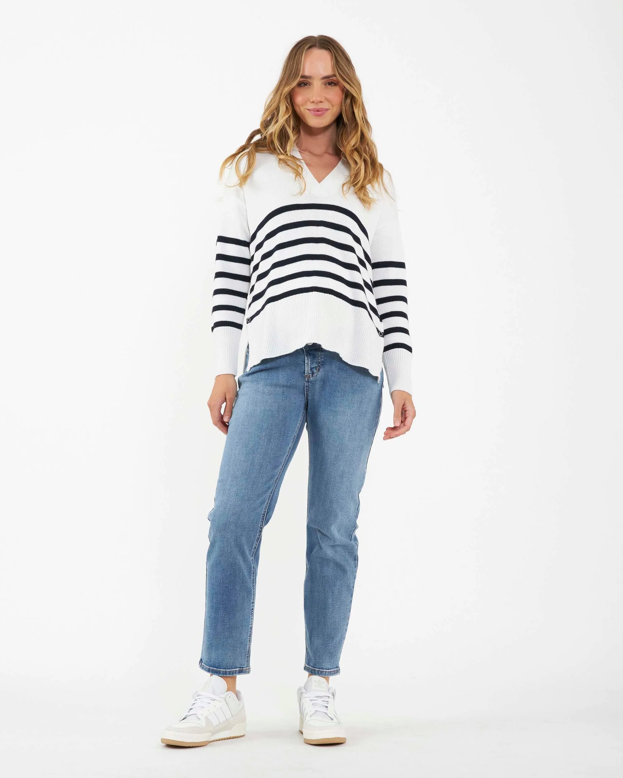 'Hunter' Over-Bump Maternity Jeans - Vintage Wash