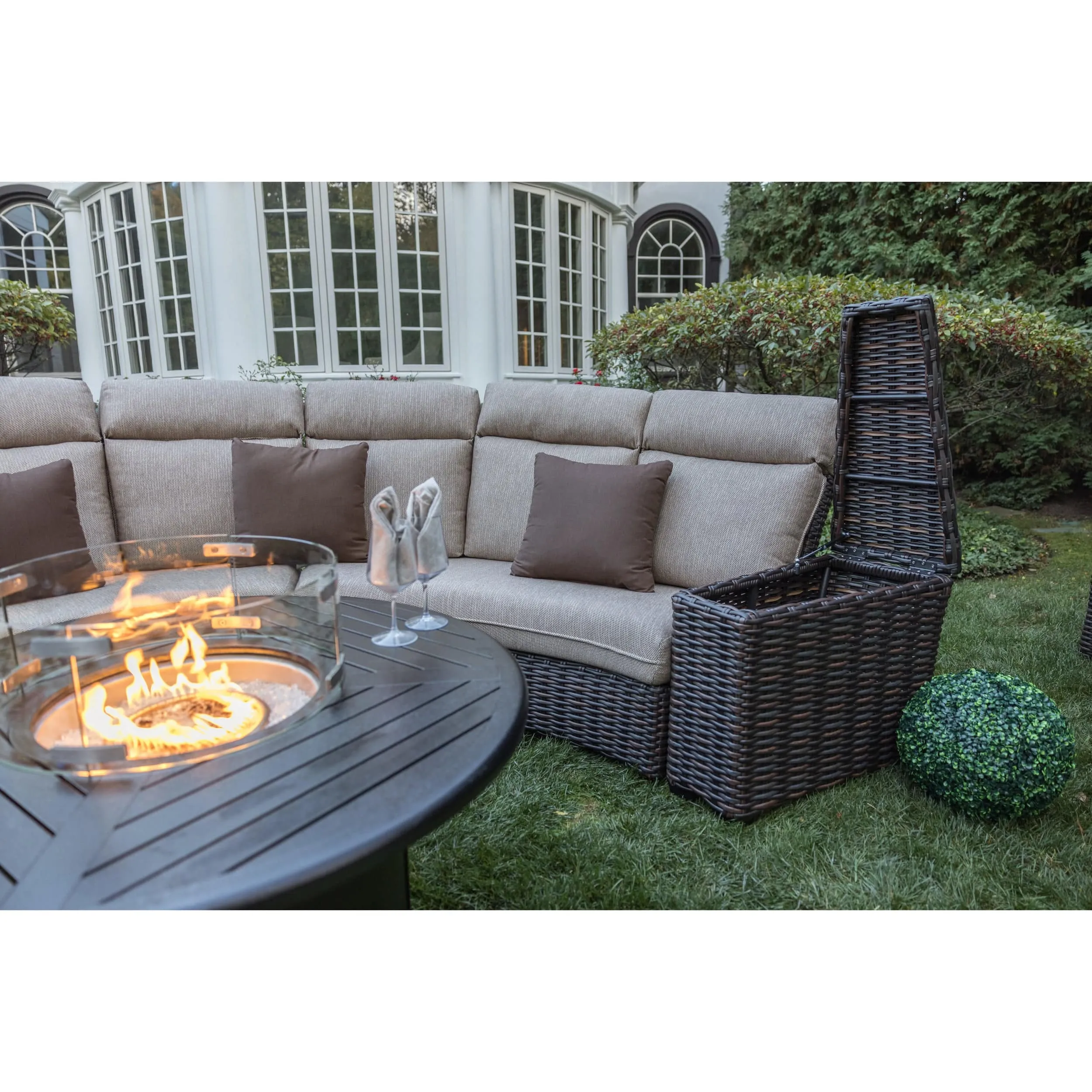 Kampala 5 Piece Sectional Fire Group