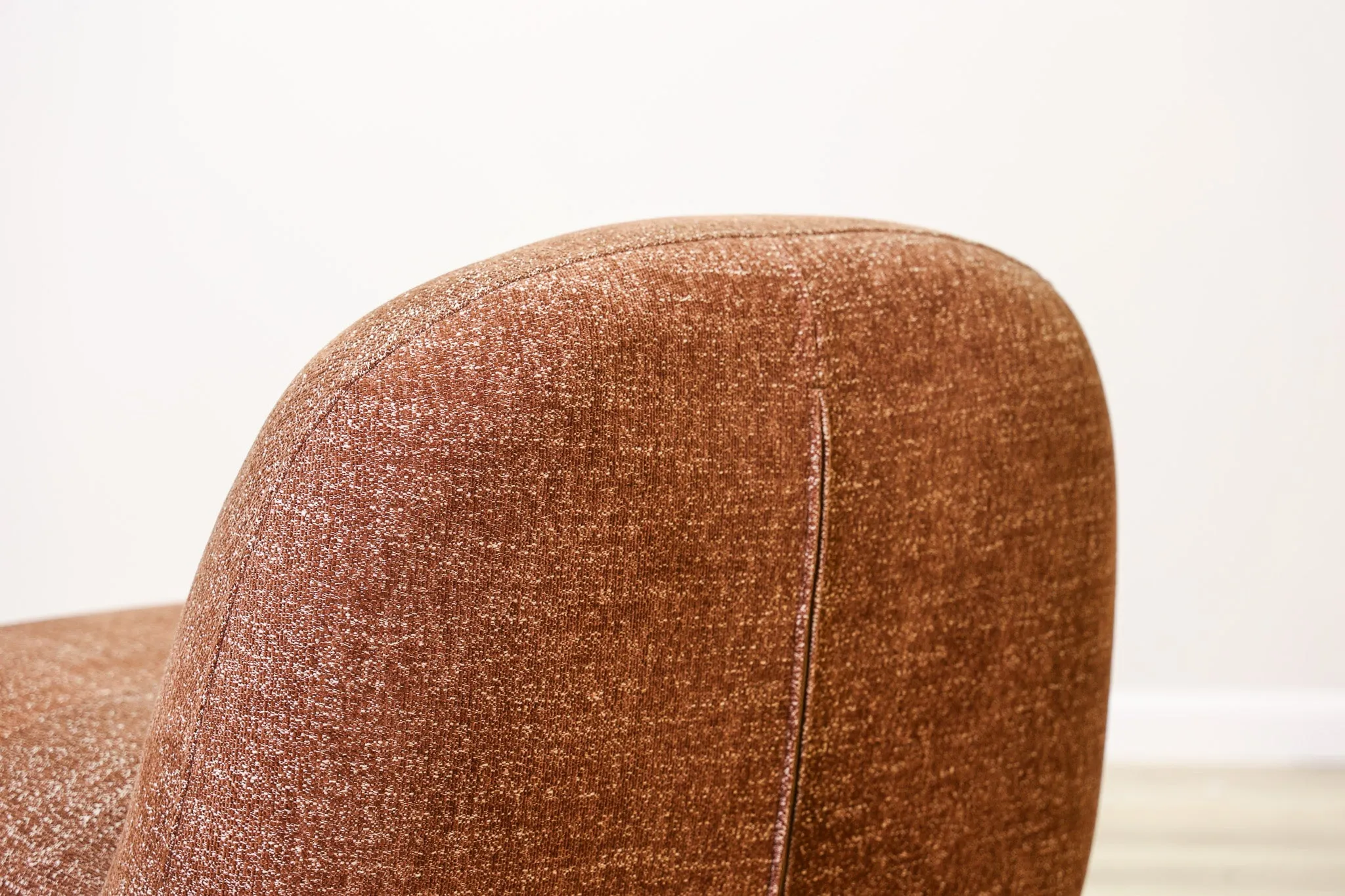 Liz Swivel Chair