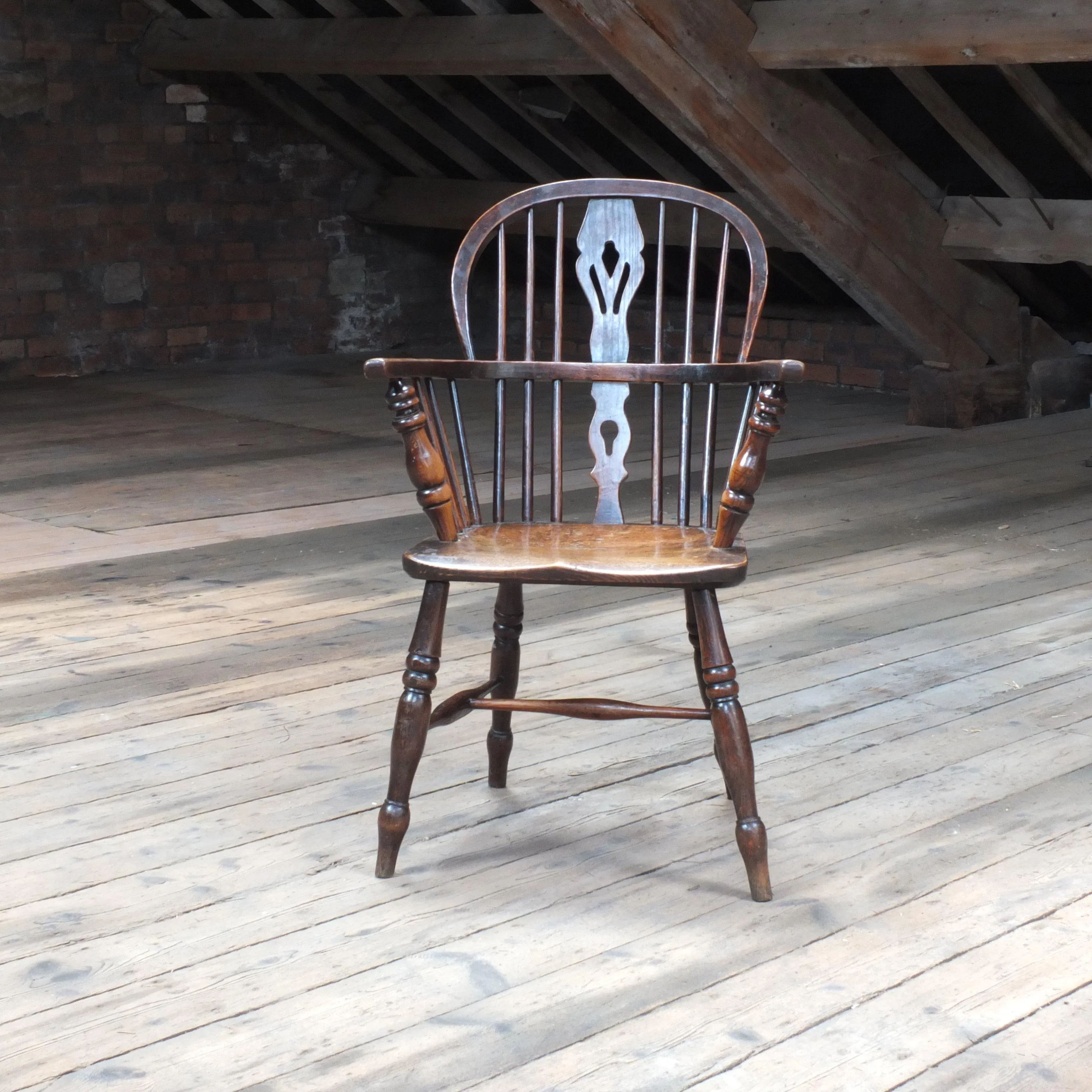 Matched set of 6 19th century Windsor chairs