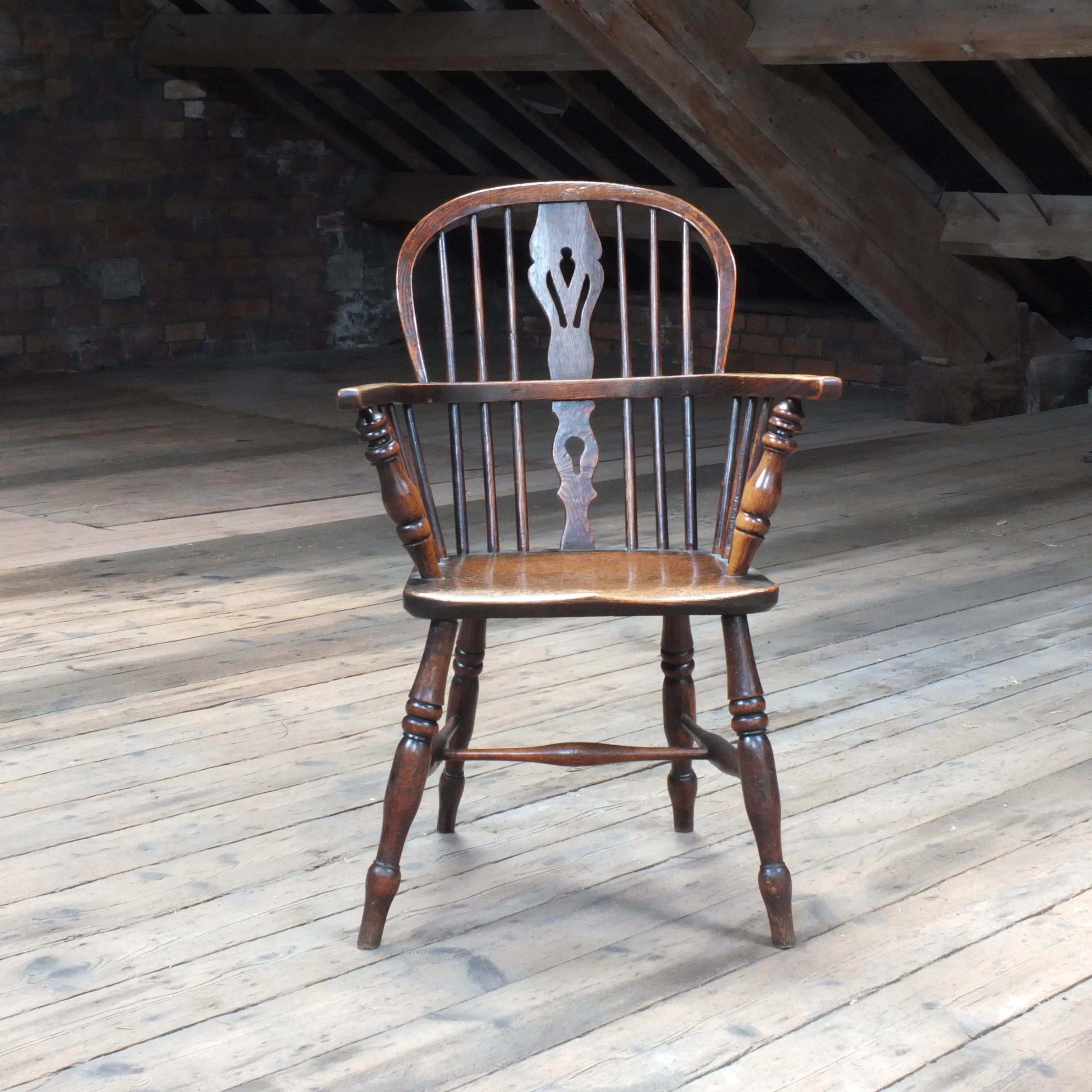 Matched set of 6 19th century Windsor chairs