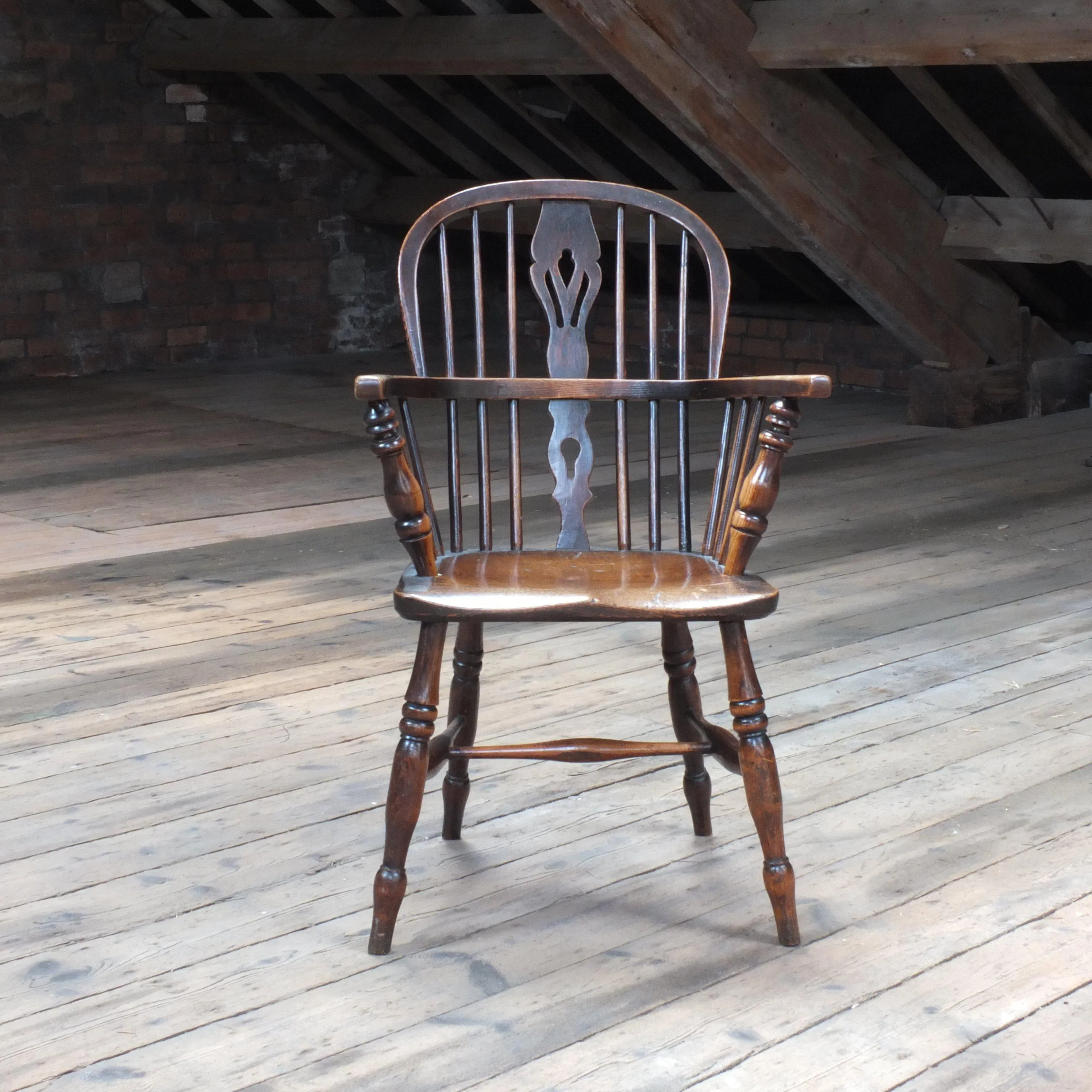 Matched set of 6 19th century Windsor chairs