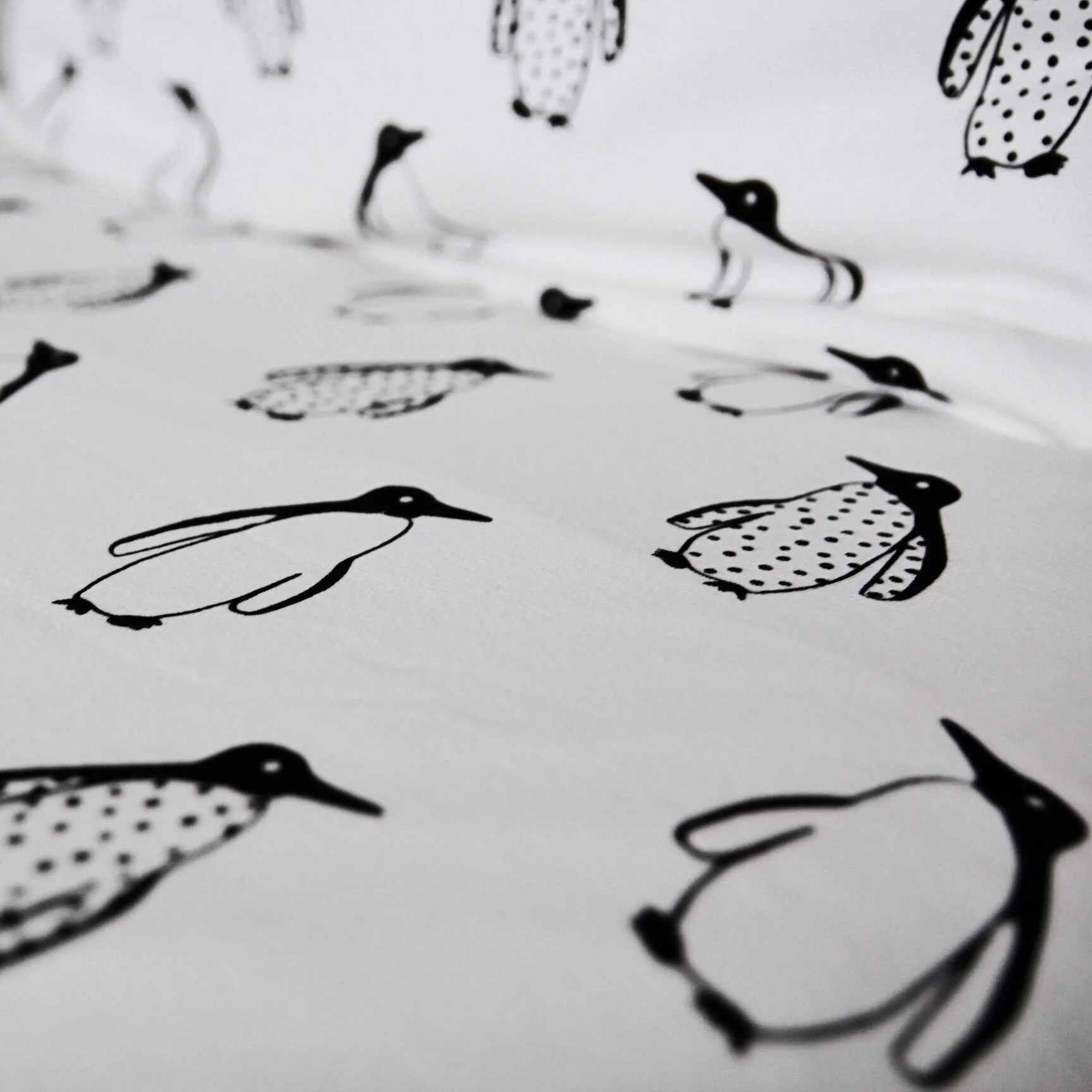 Penguin Cotbed Duvet set